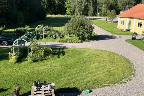 Foto på uppfarten 2025