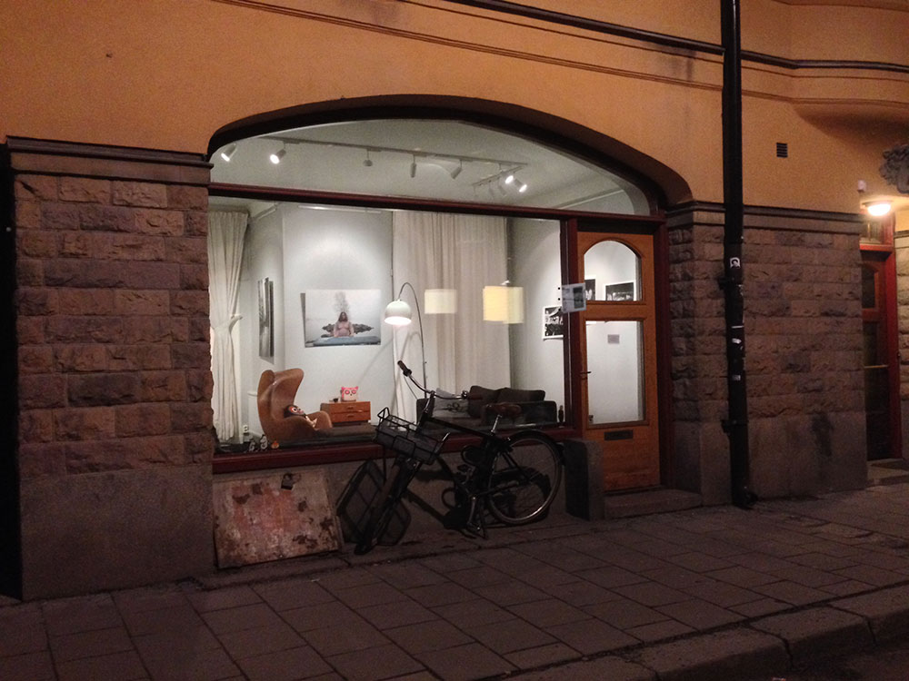 M får idén om ett herrum